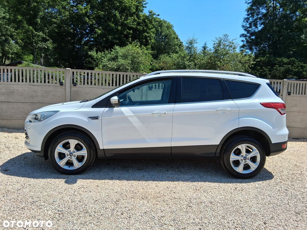 Ford Kuga 1.6 EcoBoost 2x4 Trend - 6