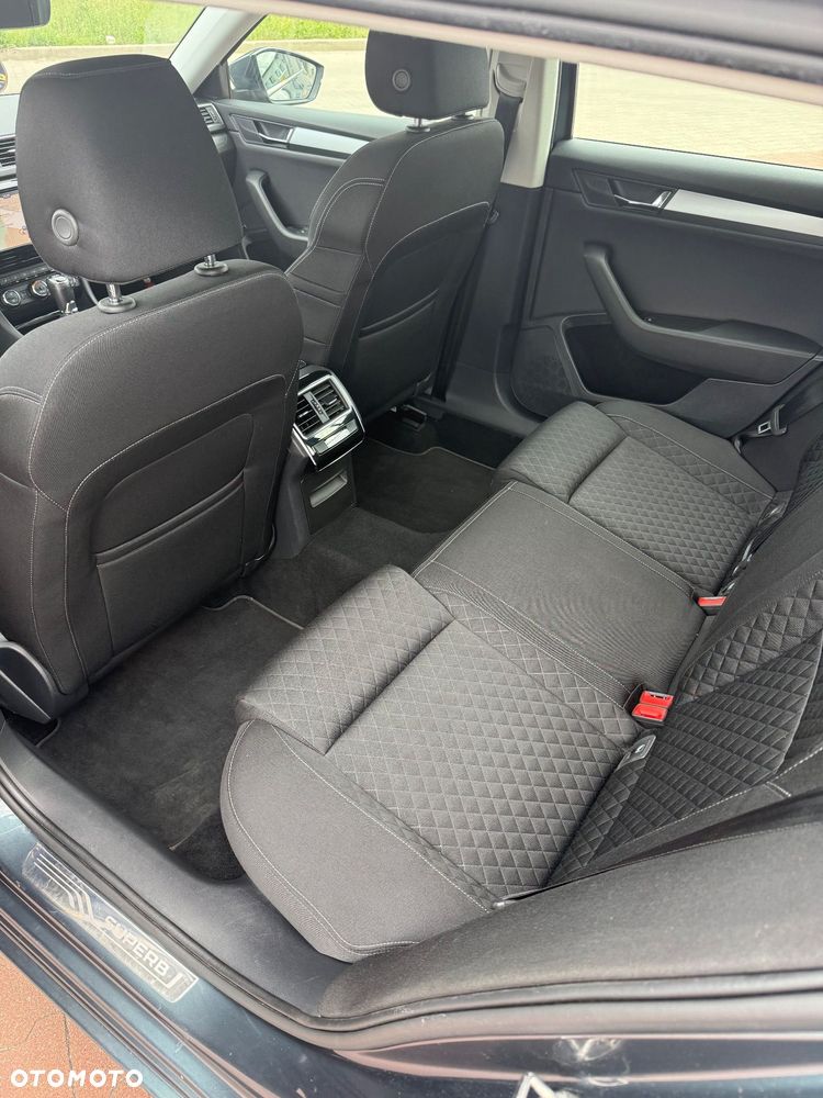 Skoda Superb 1.6 TDI Ambition DSG - 11