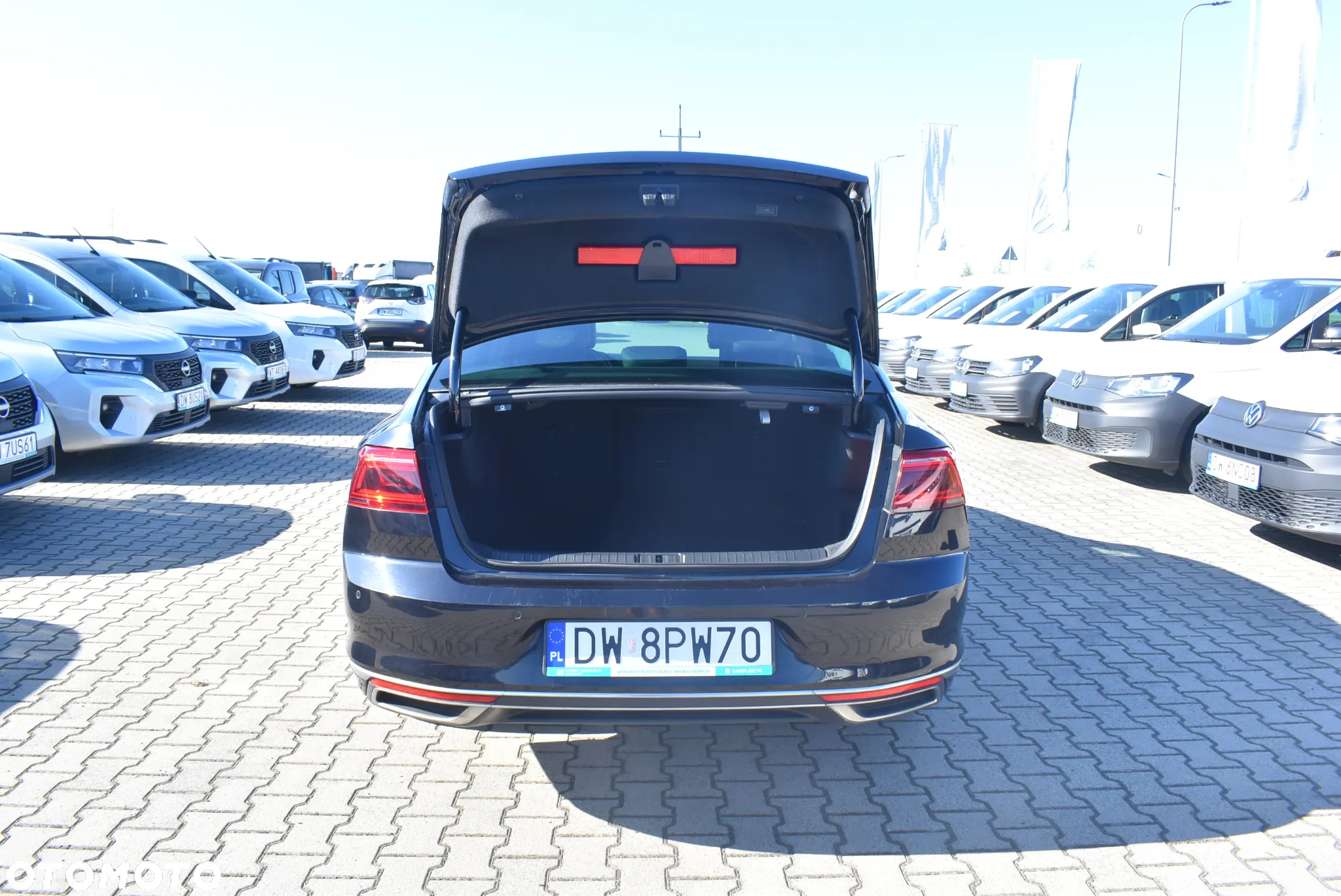 Volkswagen Passat 2.0 TSI Elegance DSG - 14