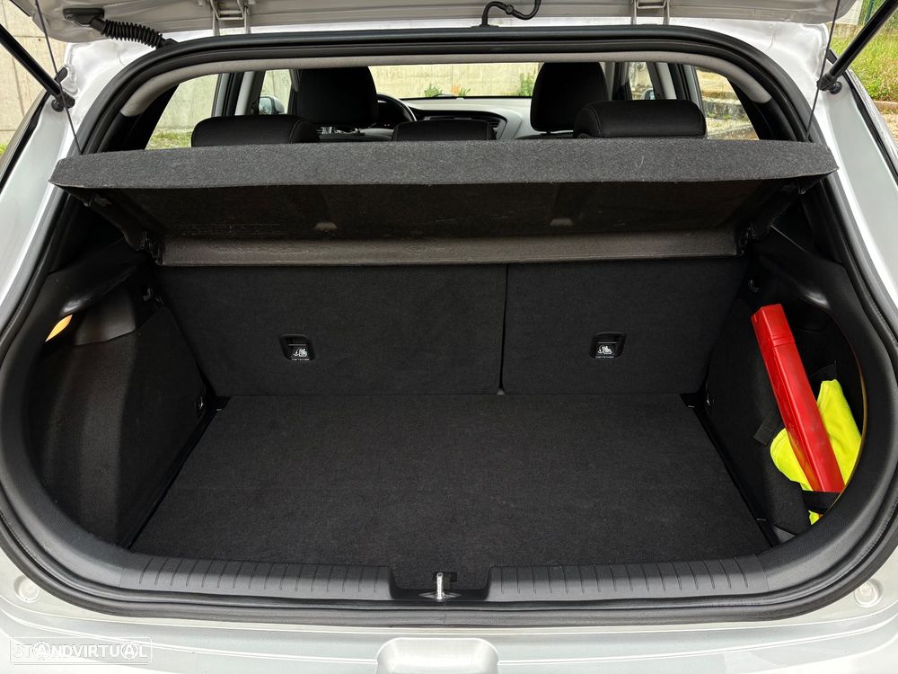 Hyundai i20 1.1 CRDi Style - 9
