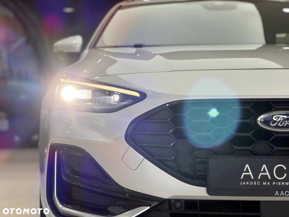 Ford Focus - 40