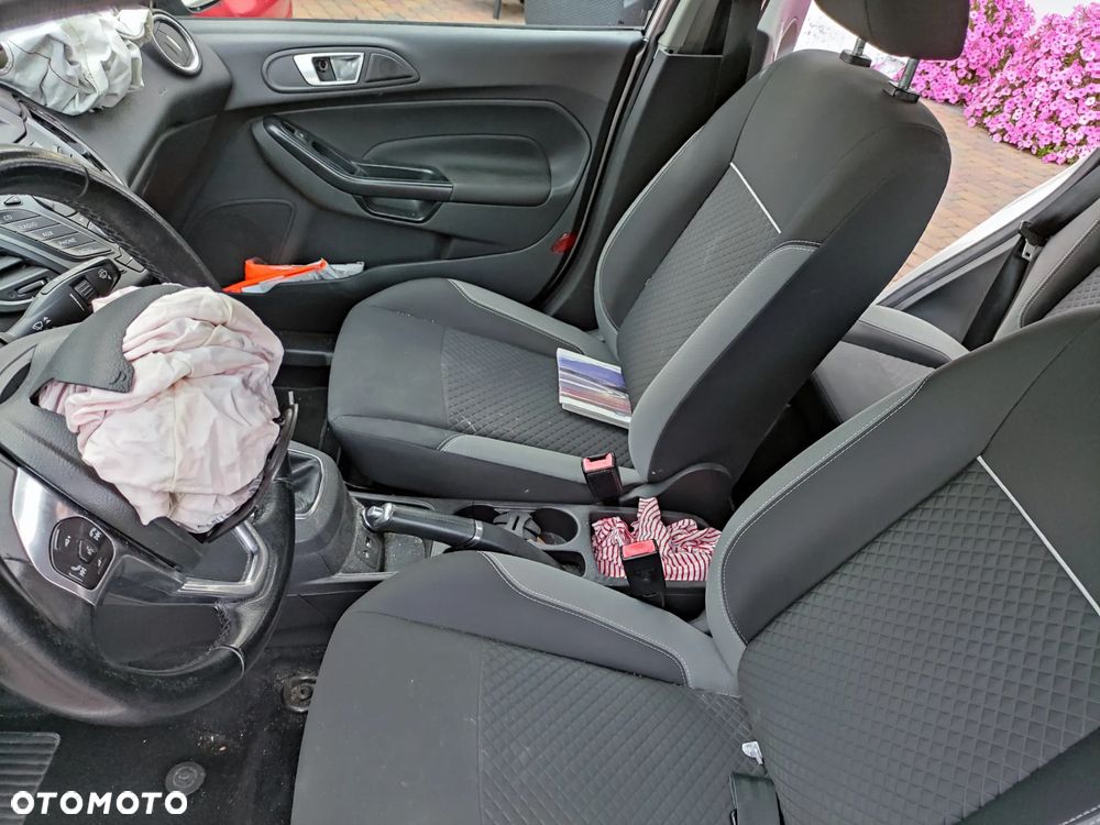 Ford Fiesta 1.0 Titanium - 10