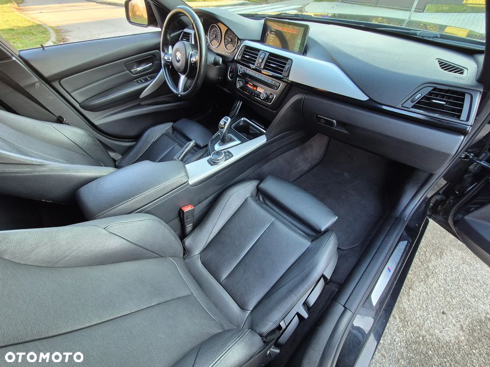 BMW Seria 3 320d xDrive M Sport - 22