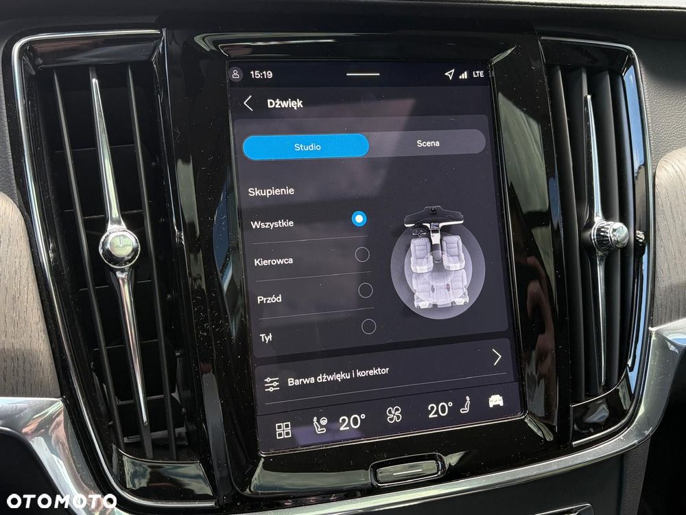 Volvo V90 - 36