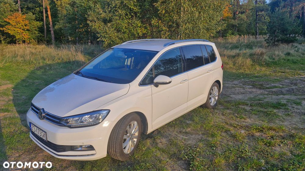 Volkswagen Touran - 1