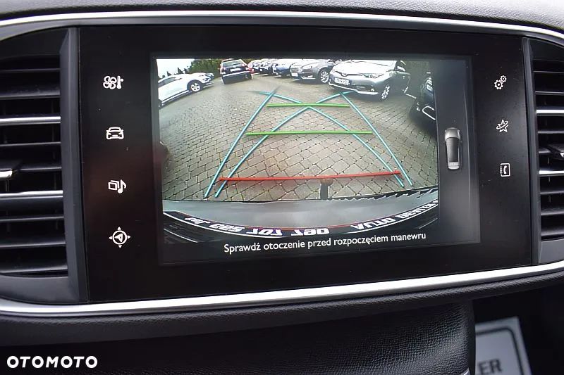 Peugeot 308 SW 1.6 BlueHDi Allure S&S - 40