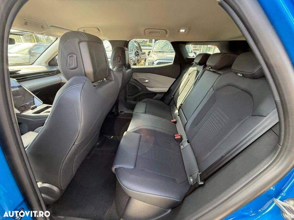 Ford Explorer - 13