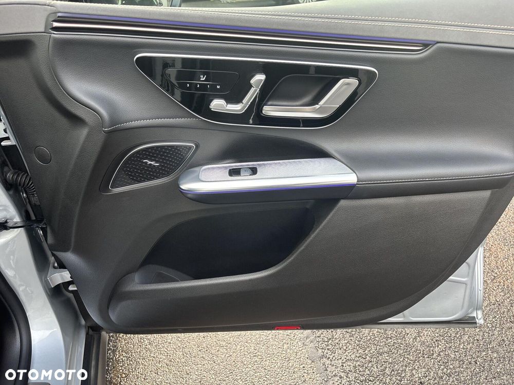 Mercedes-Benz EQE - 20