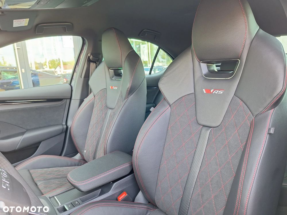 Skoda Octavia 2.0 TSI RS DSG - 10