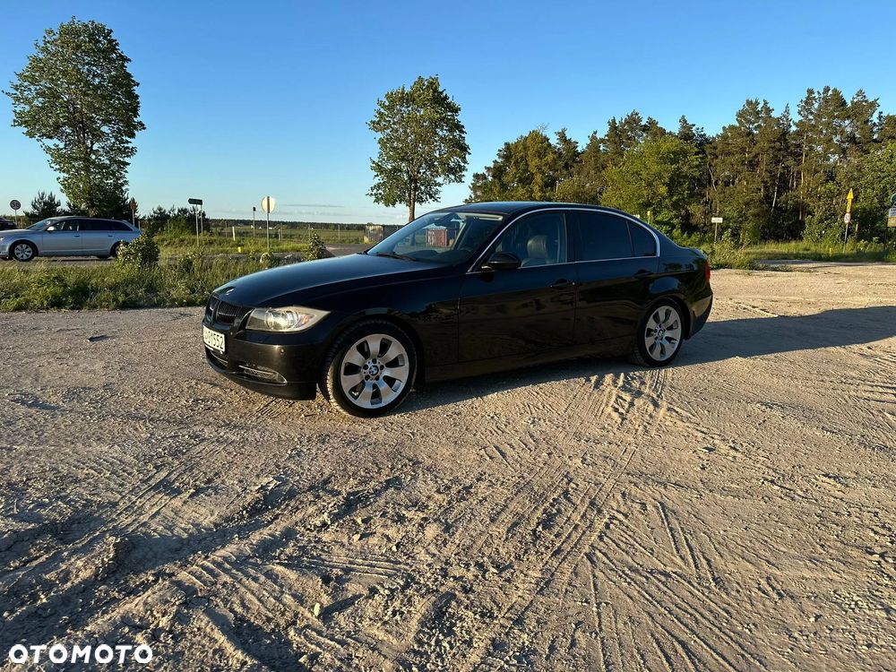 BMW Seria 3 330i - 17
