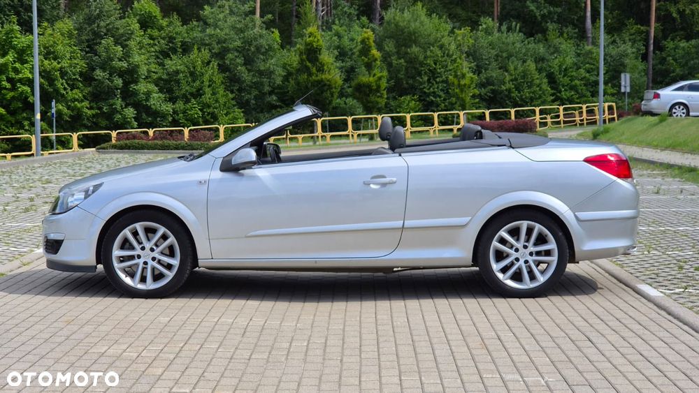 Opel Astra 1.9 CDTI Cosmo - 6
