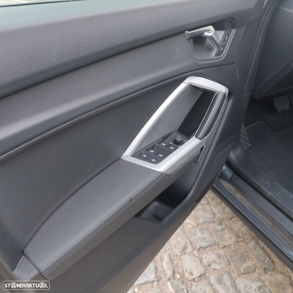 Audi Q3 45 TFSIe S tronic - 25