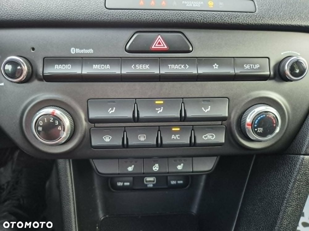 Peugeot 5008 2.0 BlueHDi Allure S&S EAT8 - 21