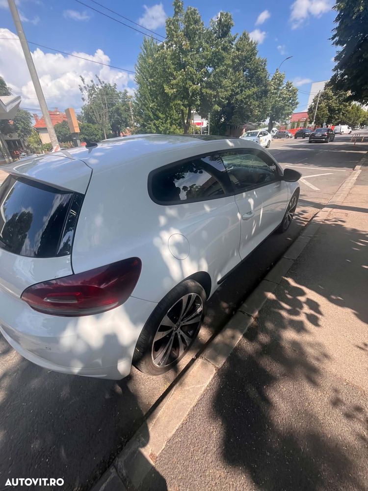 Volkswagen Scirocco ver-2-0-tdi-dpf-dsg - 5