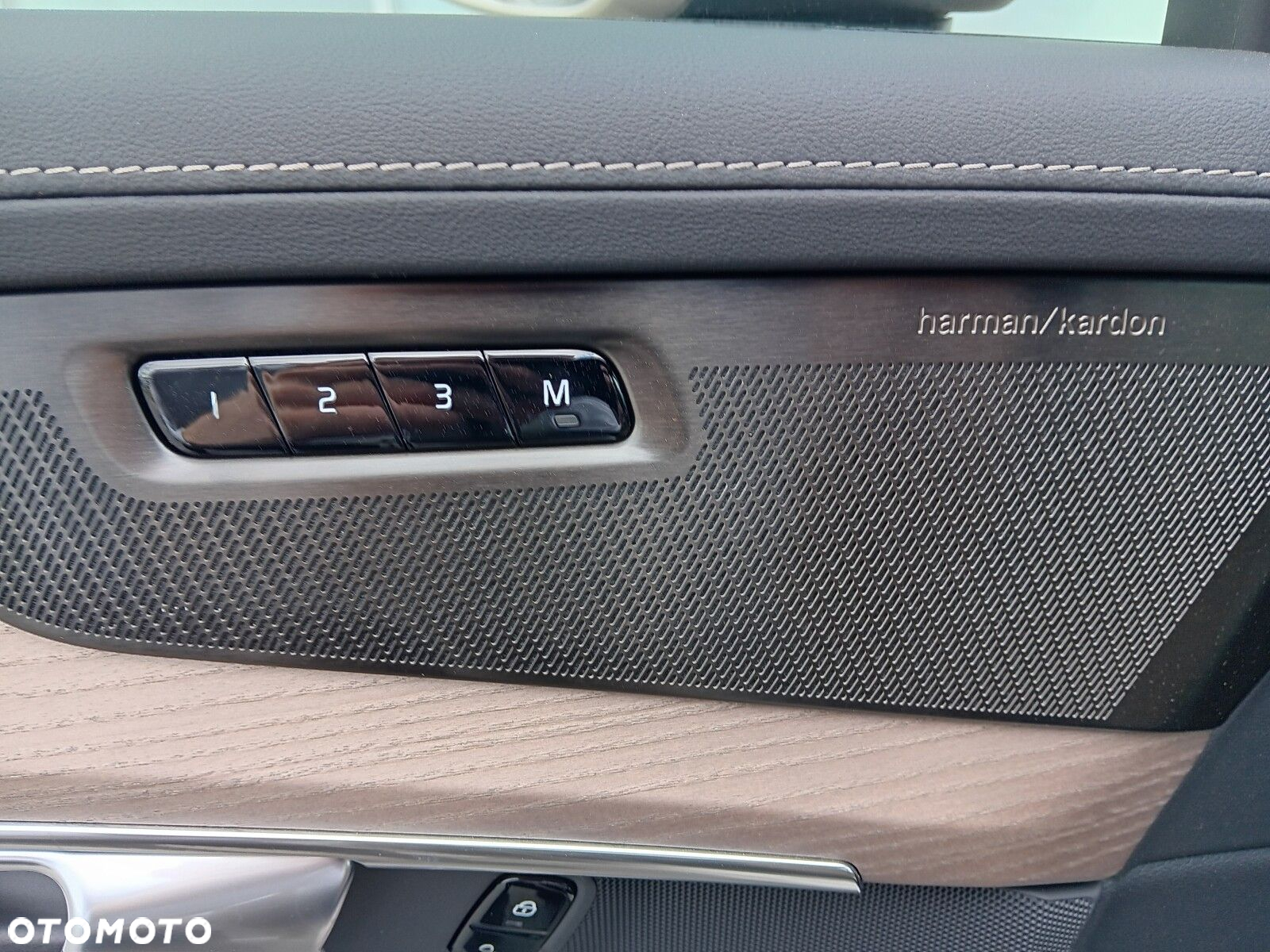 Volvo XC 90 - 24