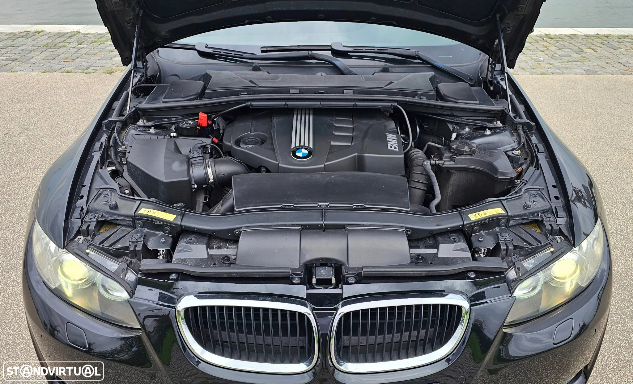 BMW 320 d Coupe - 16