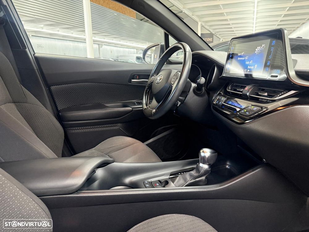Toyota C-HR 1.8 HSD Comfort - 16