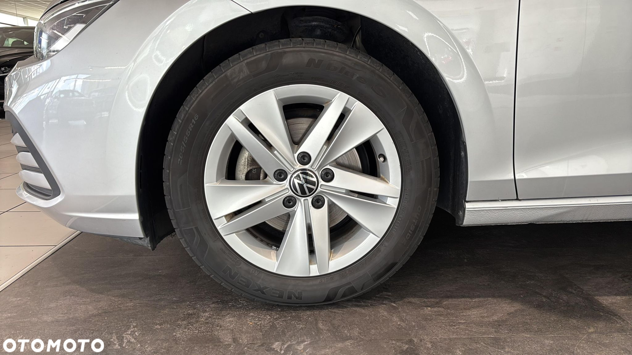 Volkswagen Golf VIII 1.5 TSI EVO Life - 18