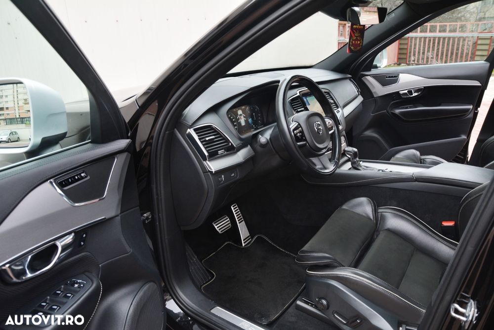 Volvo XC 90 D5 AWD Geartronic RDesign - 23