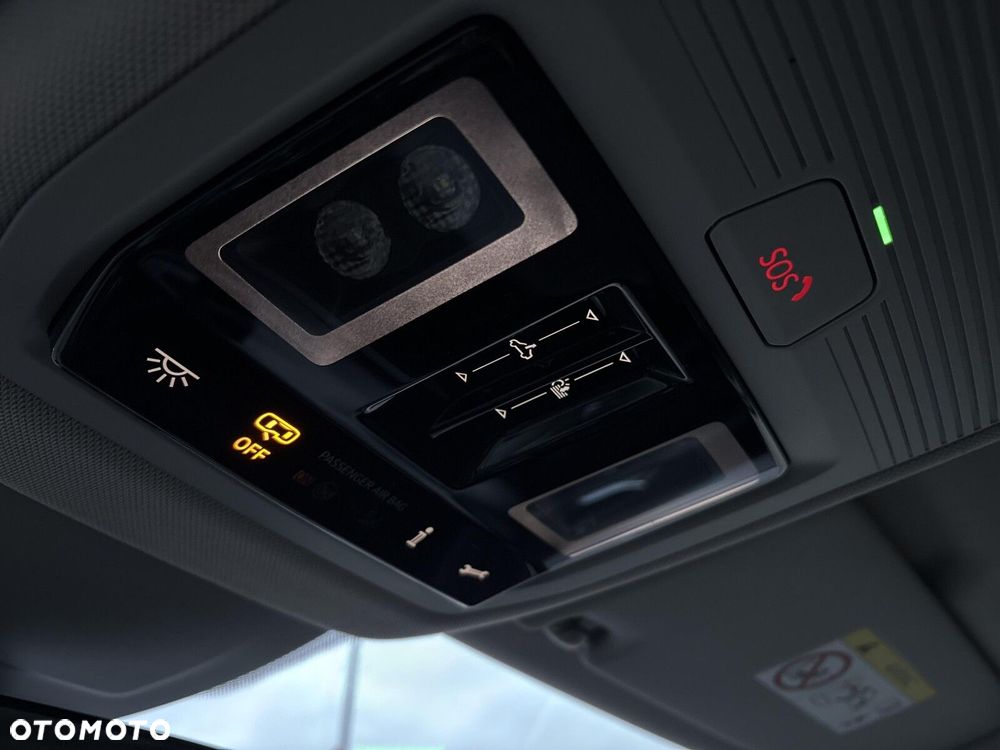 Volkswagen Golf - 31