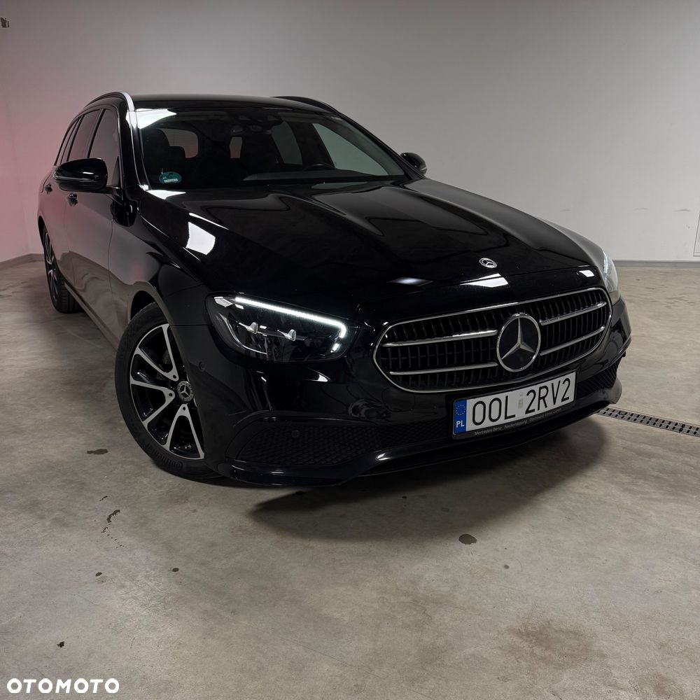Mercedes-Benz Klasa E 220 d T 9G-TRONIC Avantgarde - 2