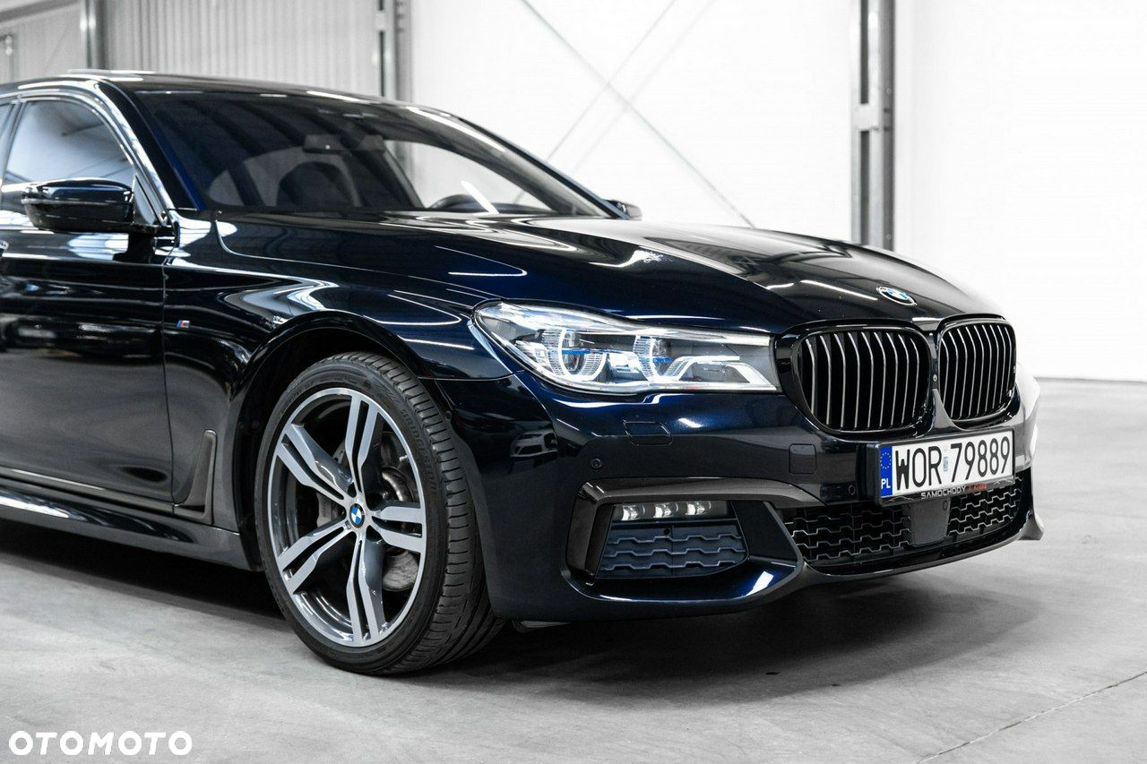 BMW Seria 7 - 12