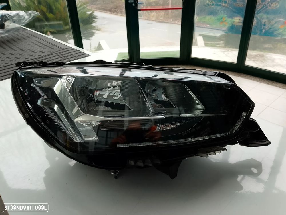 FAROL DIREITO PEUGEOT 208 II / 9823193880 - 1