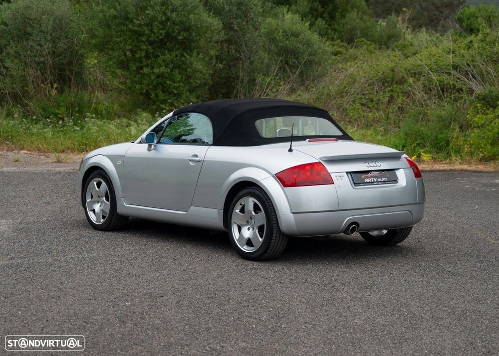 Audi TT Roadster 1.8 T - 12