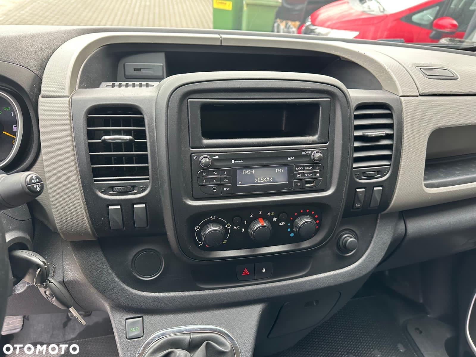 Renault TRAFIC - 18