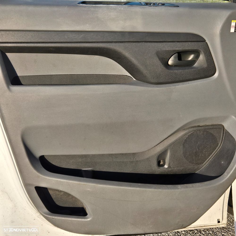 Peugeot E-Expert Longa ASPHALT 75KW - 7