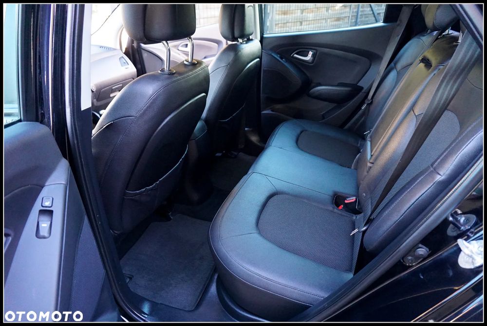 Hyundai ix35 1.7 CRDi 2WD blue Trend - 11