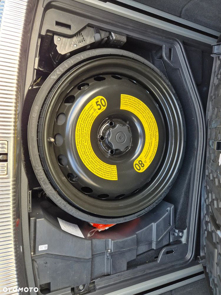 Audi A6 Allroad - 37