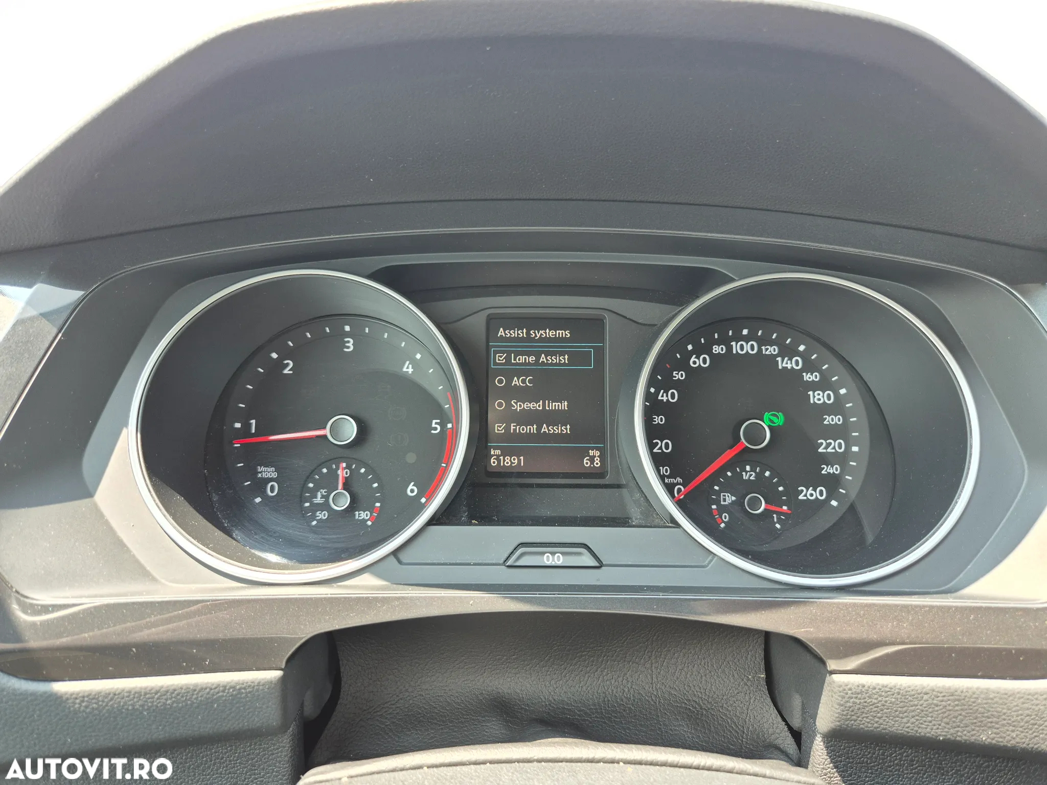 Volkswagen Tiguan - 19