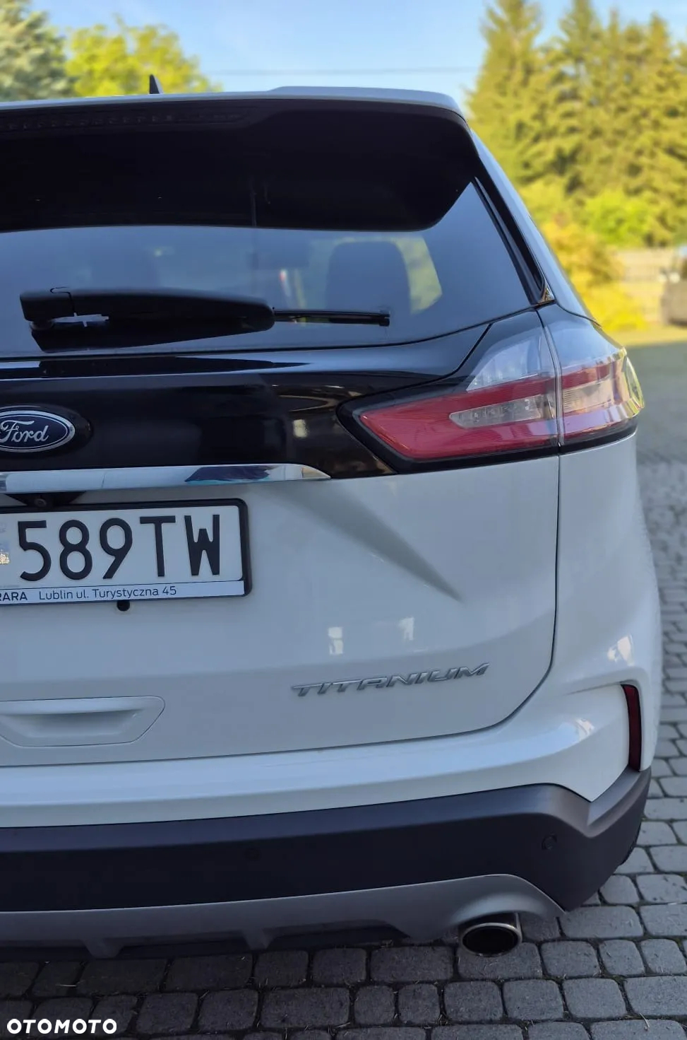 Ford Edge - 8