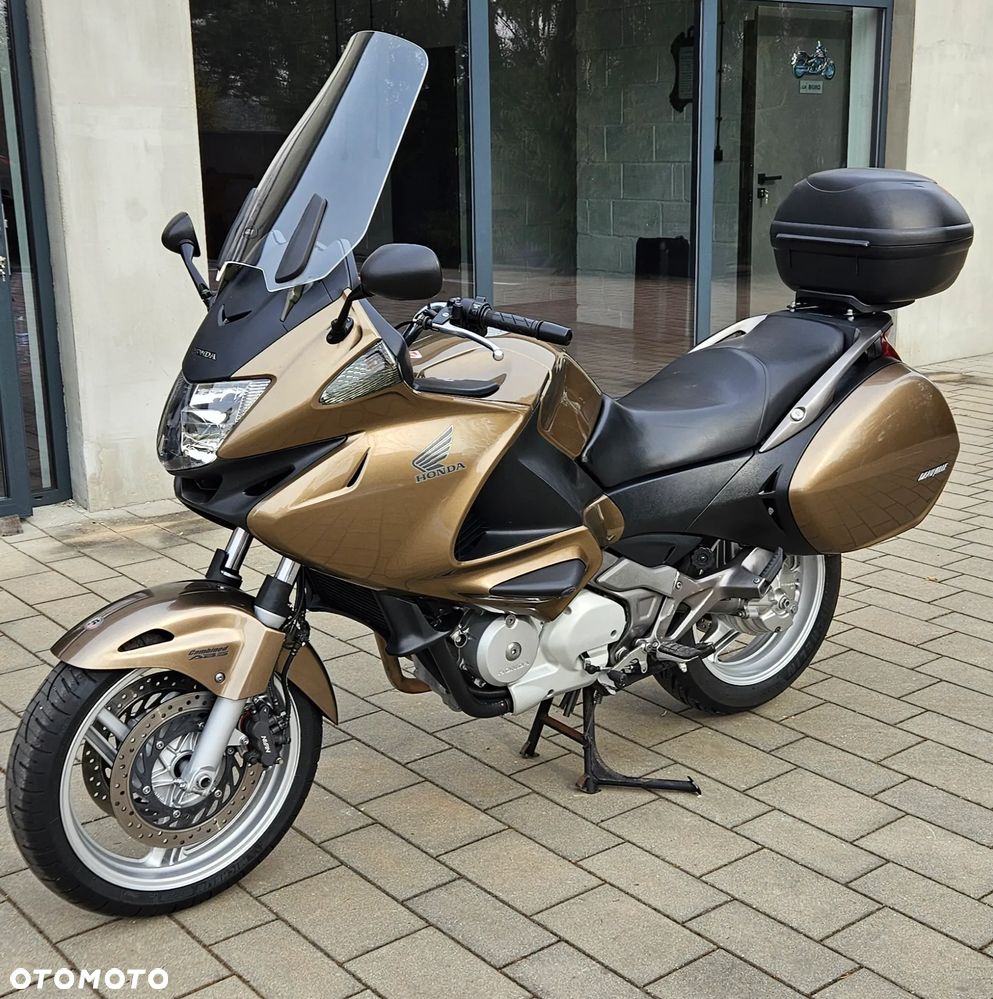 Honda Deauville - 11