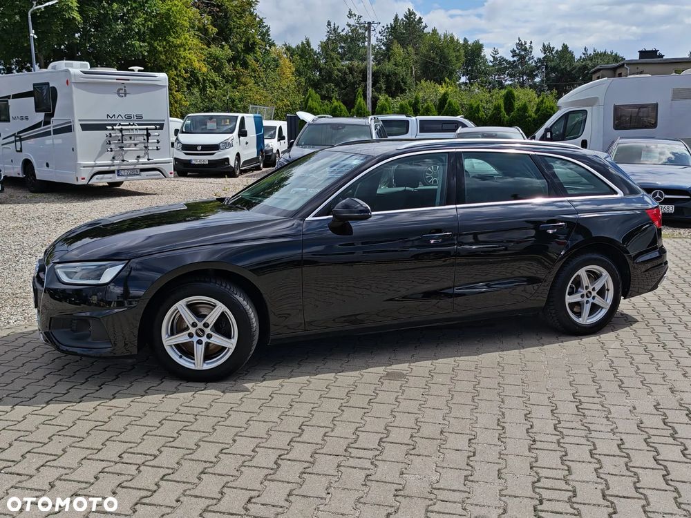 Audi A4 Avant - 4