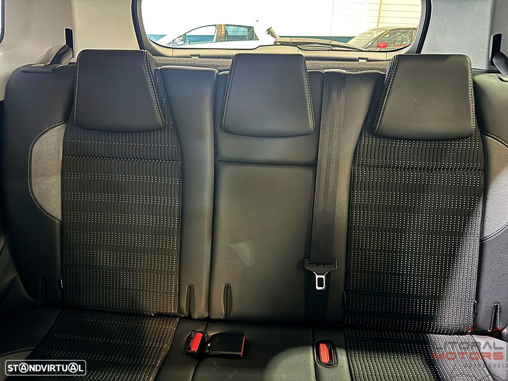 Peugeot 2008 PureTech 130 Allure - 36