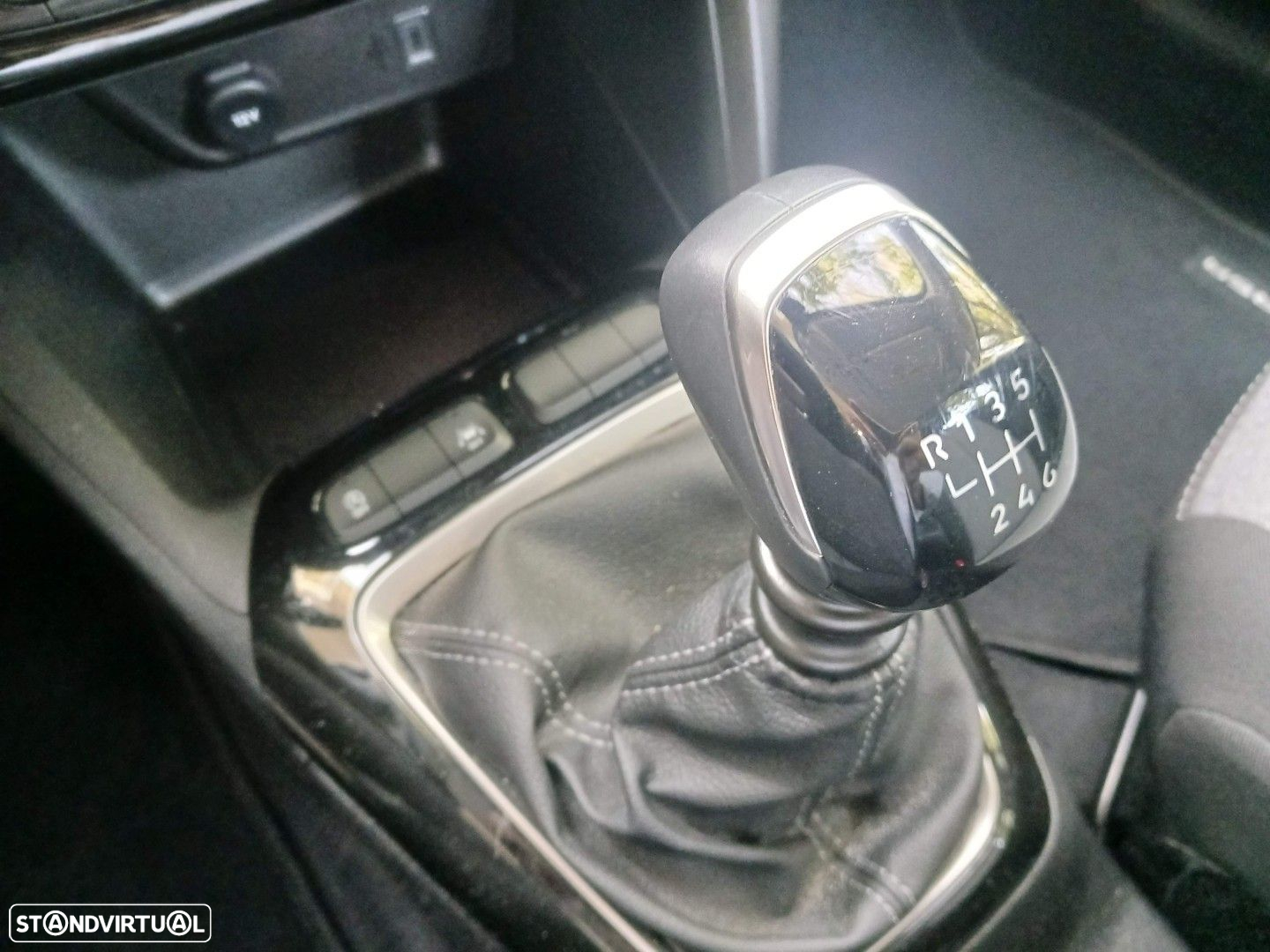 Opel Corsa 1.2 T Elegance - 21