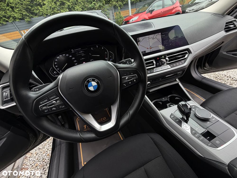 BMW Seria 3 320d Advantage - 29
