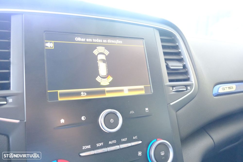 Renault Mégane Sport Tourer 1.3 TCe GT Line - 32