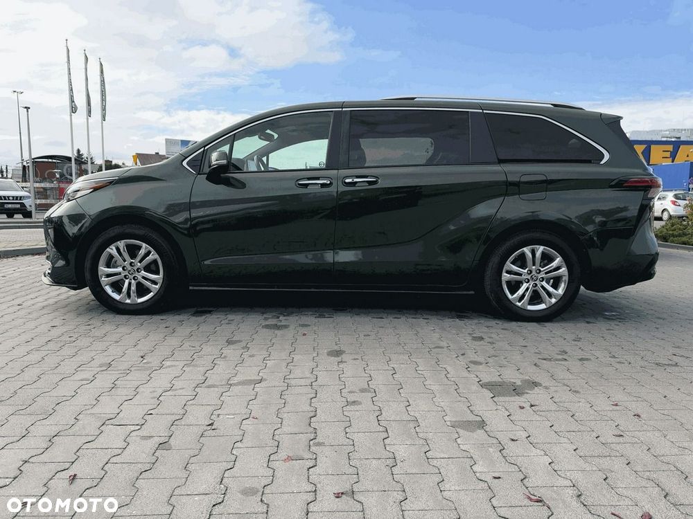 Toyota Sienna - 23