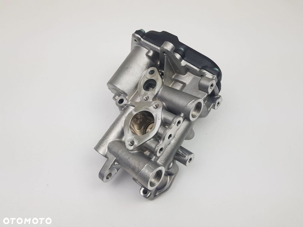 NOWY ORYGINALNY Zawór EGR Mercedes w213 E-klasa 2.0 CDI A6541400060 - 5