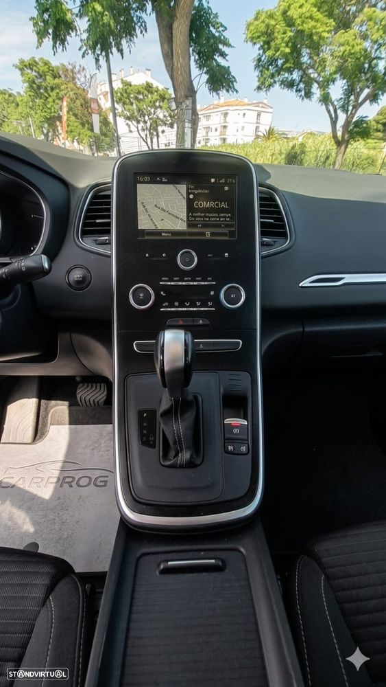 Renault Grand Scénic - 14