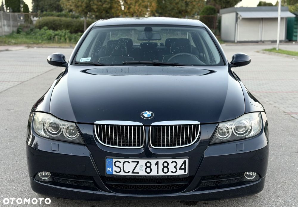 BMW Seria 3 325i - 3