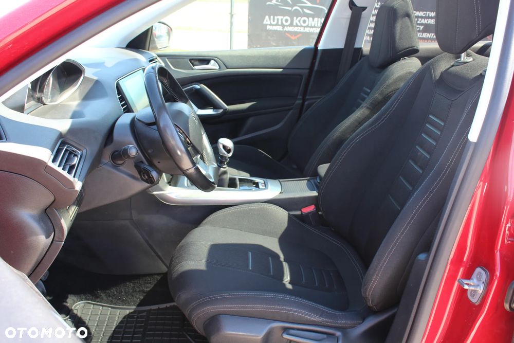 Peugeot 308 2.0 HDi Allure - 19