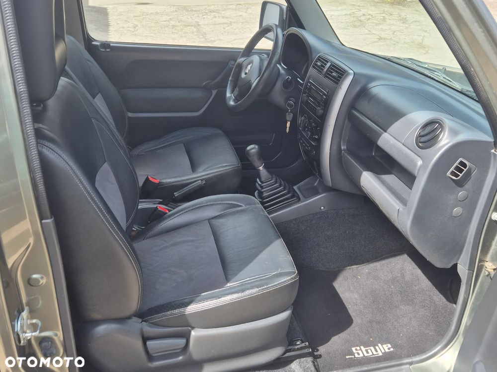 Suzuki Jimny Style - 12