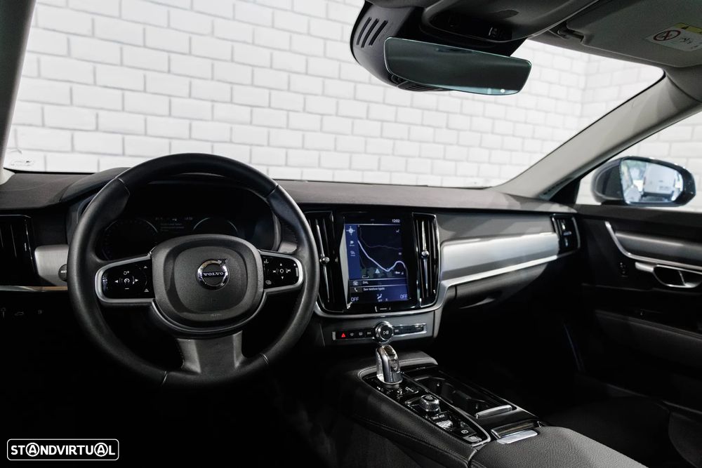 Volvo S90 2.0 T8 Momentum Plus AWD Geartronic - 15