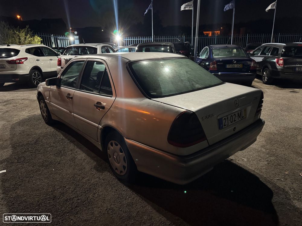 Mercedes-Benz C 220 CDI Classic - 26