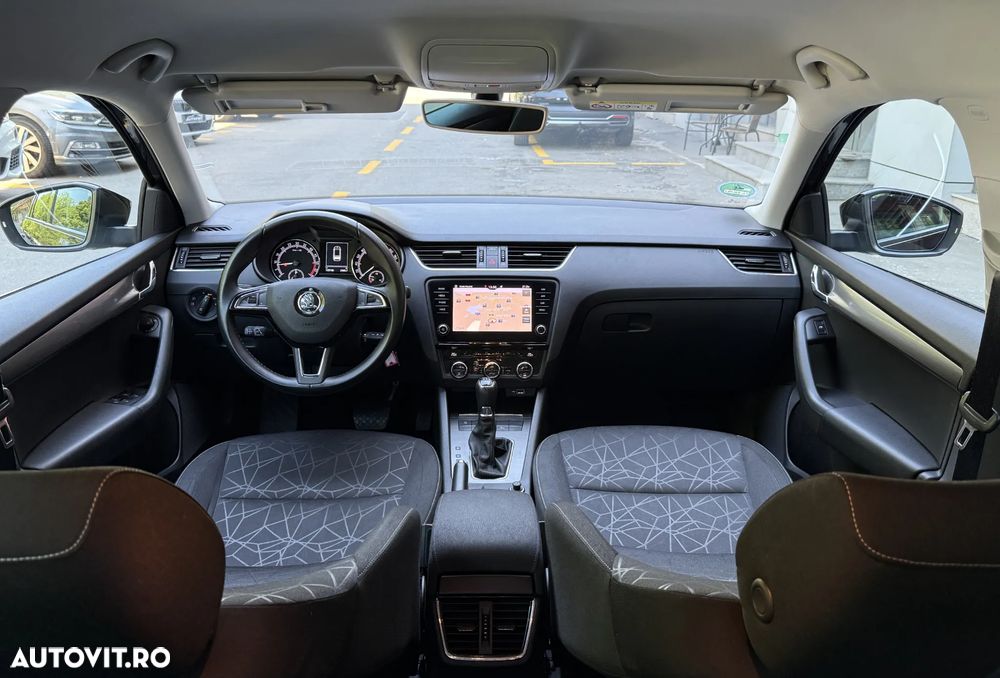 Skoda Octavia 1.6 TDI DSG Ambition - 6