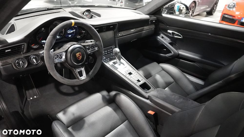 Porsche 911 Turbo S - 6